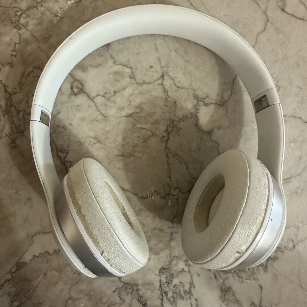Beats by Dre headphones